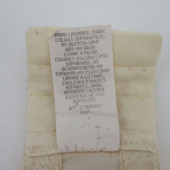 VTG Vanity Fair 36C Bra Style 74-072 Ivory Shimmer Strapless Underwire Unlined - Picture 12 of 16